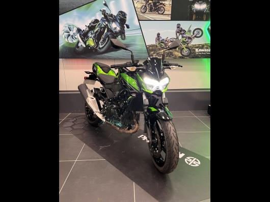 KAWASAKI Z400