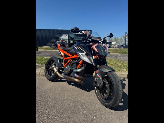photo-annonce-ktm-1290-super-duke-rr_67f6789bcdb19965372957.jpg