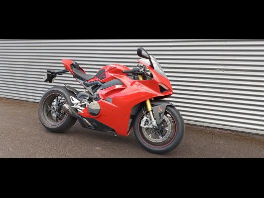 photo-annonce-ducati-panigale-v4s_6634acffa53eb346443322.jpg