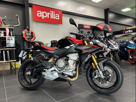 photo-annonce-aprilia-tuono-660-factory-e5-2025_68d543032d37b391350970.jpeg