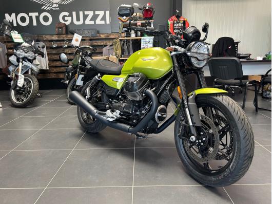 MOTO GUZZI V7