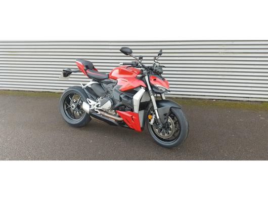 DUCATI STREETFIGHTER V2