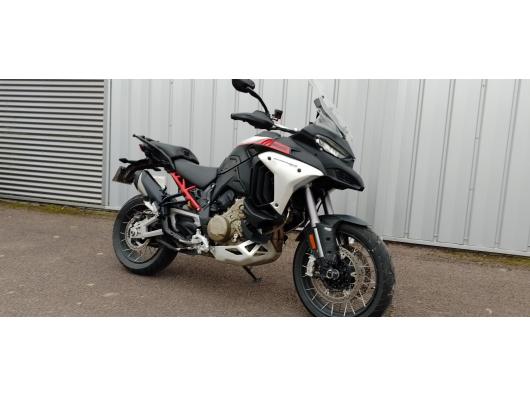 DUCATI MULTISTRADA V4 RALLY TRAVEL ET RADAR